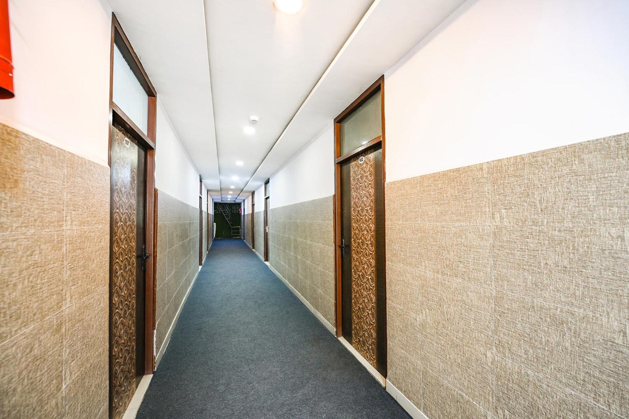 Hotel O Golden Stone Ghaziabad Exterior photo