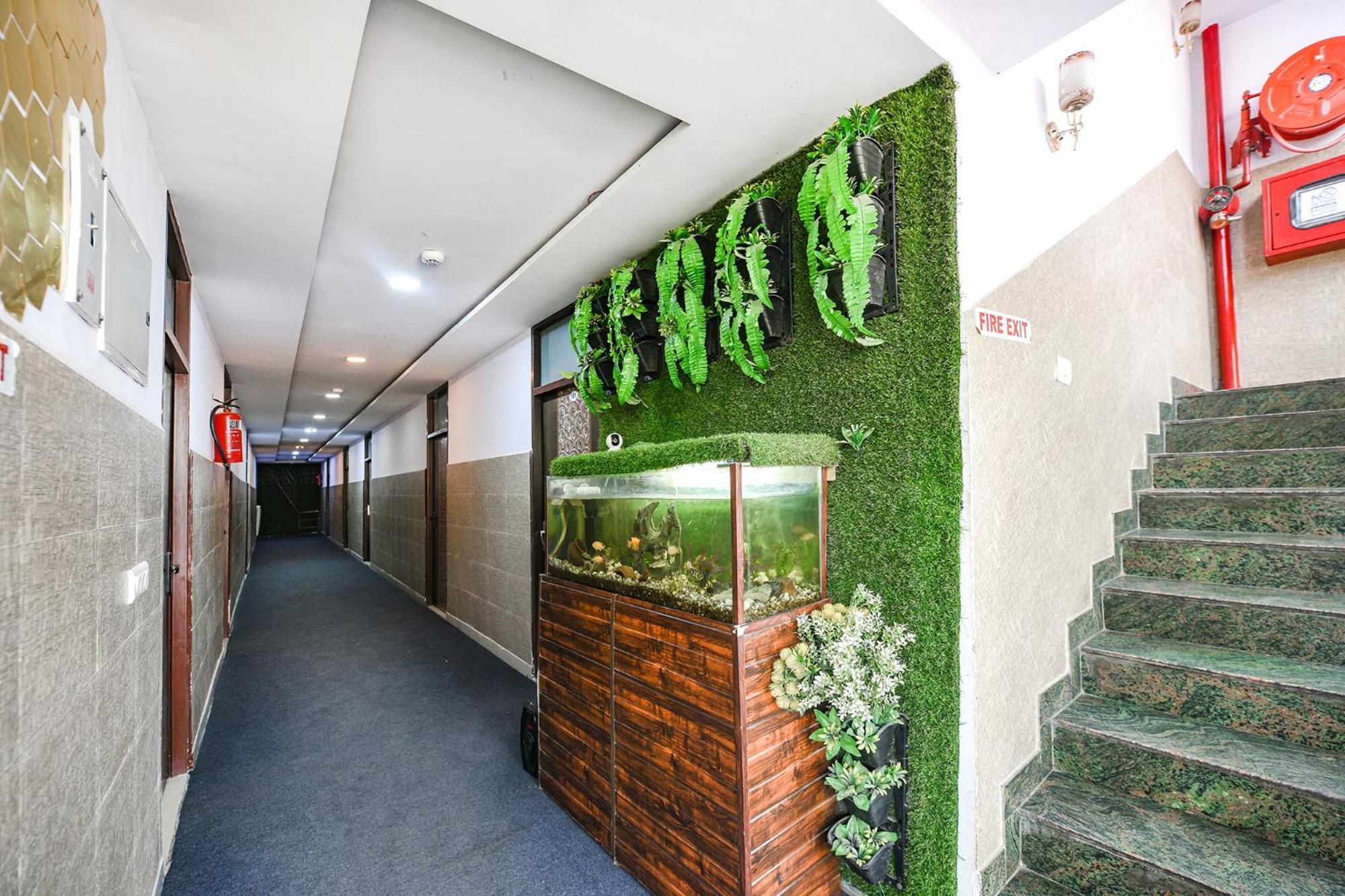 Hotel O Golden Stone Ghaziabad Exterior photo