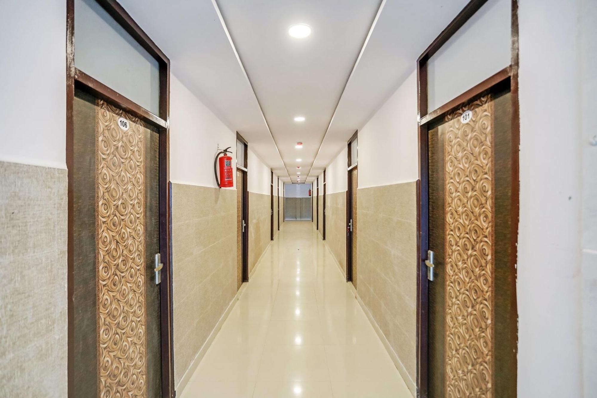 Hotel O Golden Stone Ghaziabad Exterior photo
